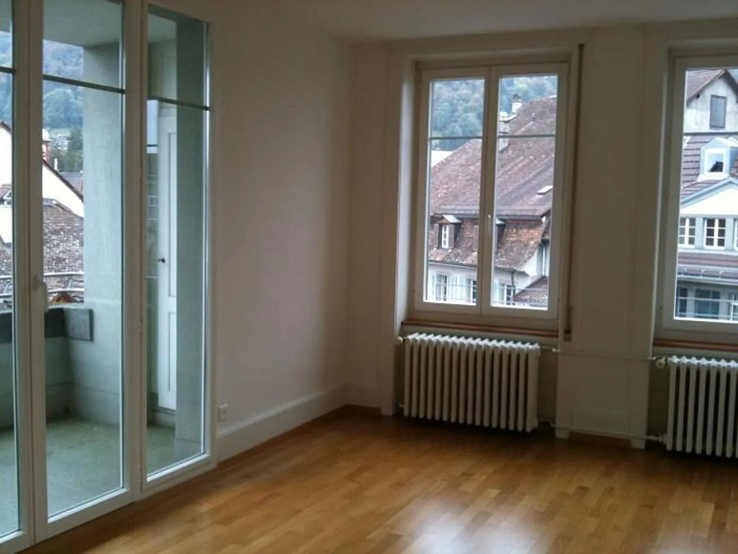 Appartamento d'epoca con vista sul castello di Thun! - Foto 5 di 7