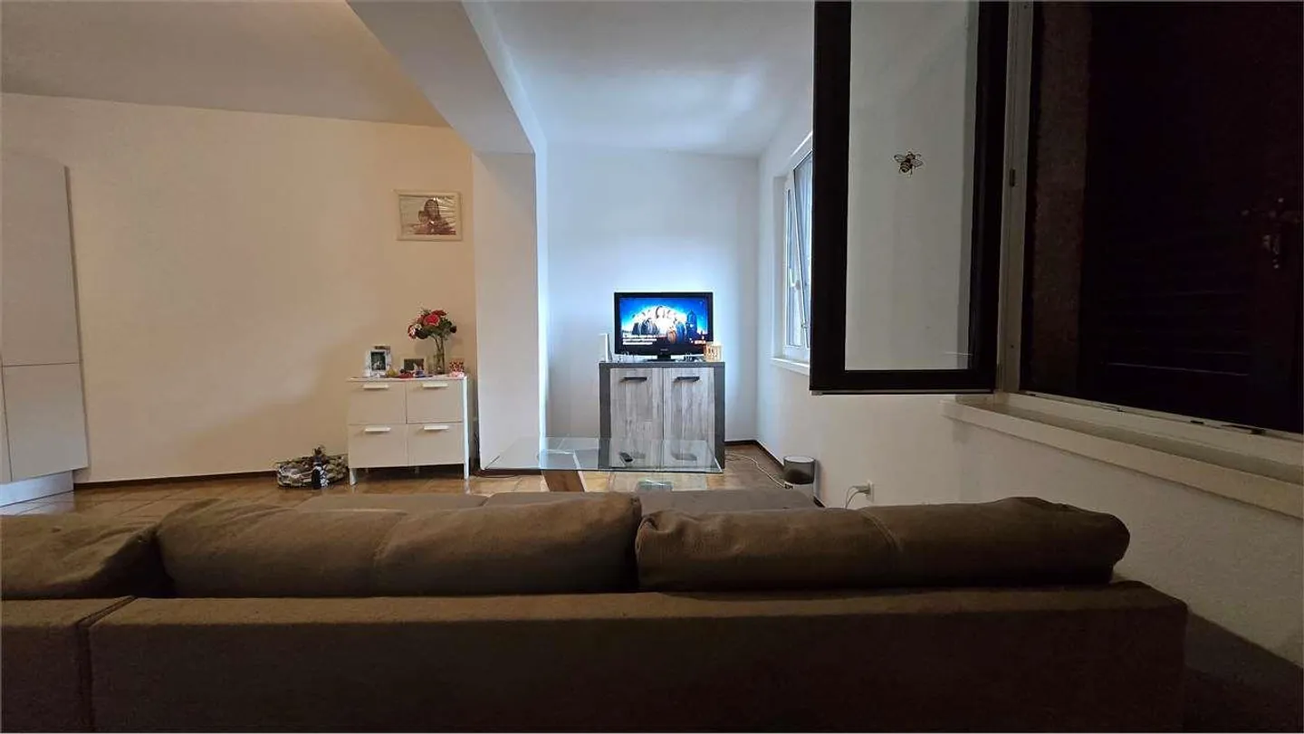 Charmante 3,5-Zimmer-Wohnung - Foto 2 von 8