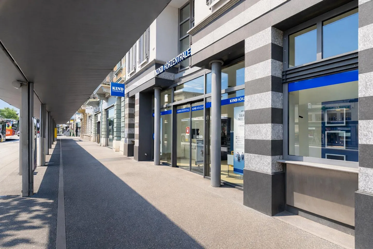 Residential and commercial property in the city center of Schaffhausen - Photo 4 of 9