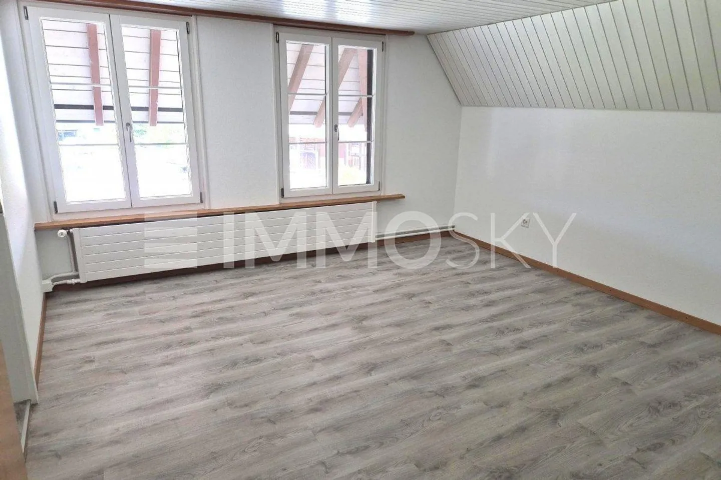 Geräumige Wohnung im Grünen - Foto 5 von 5
