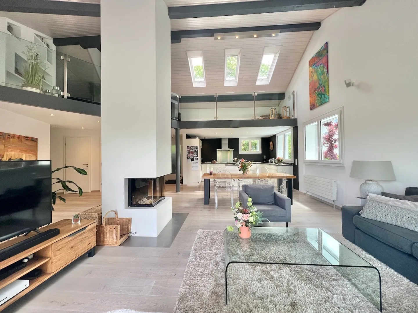 Villa individuelle avec 8,5 pièces, dont 1 studio indépendant - Photo 1 sur 13