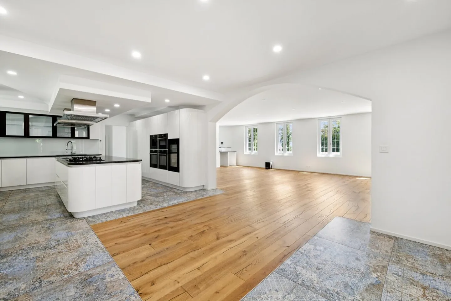 Alle porte di Morges, bella proprietà nel cuore di un grande parco - Foto 4 di 13