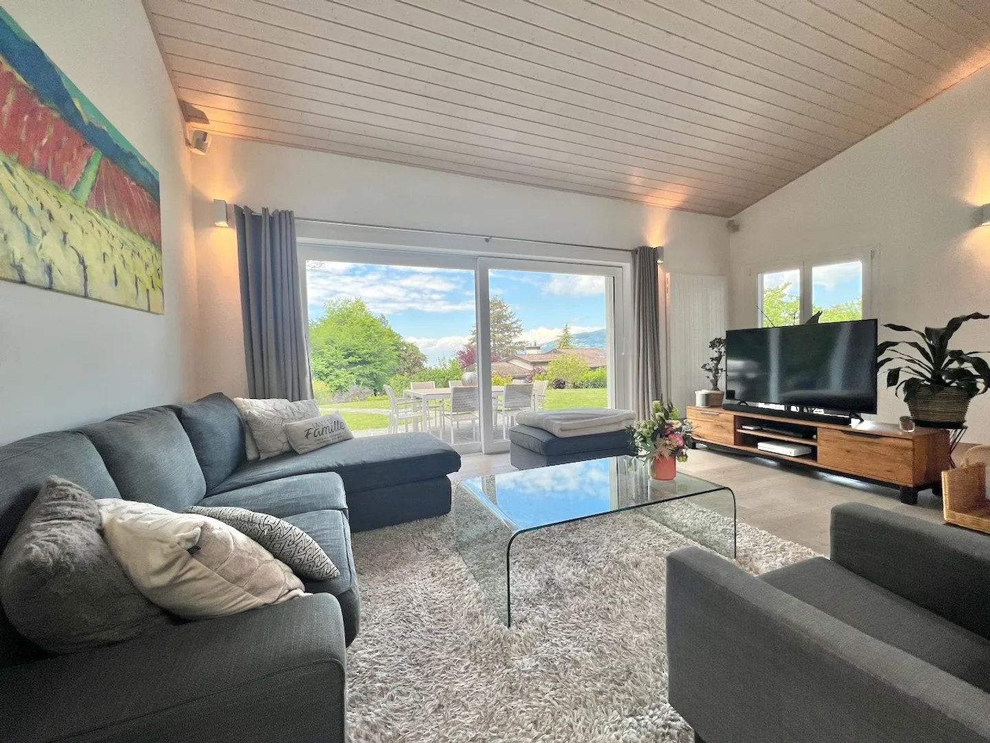 Villa individuelle avec 8,5 pièces, dont 1 studio indépendant - Photo 4 sur 13