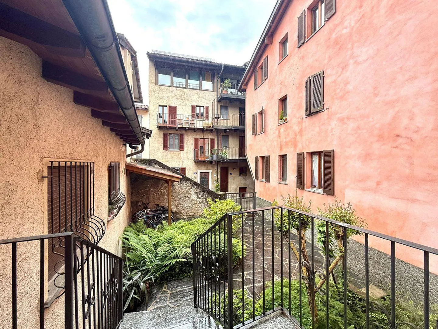 Casetta di nucleo di 3,5 locali con giardino - Photo 2 sur 9