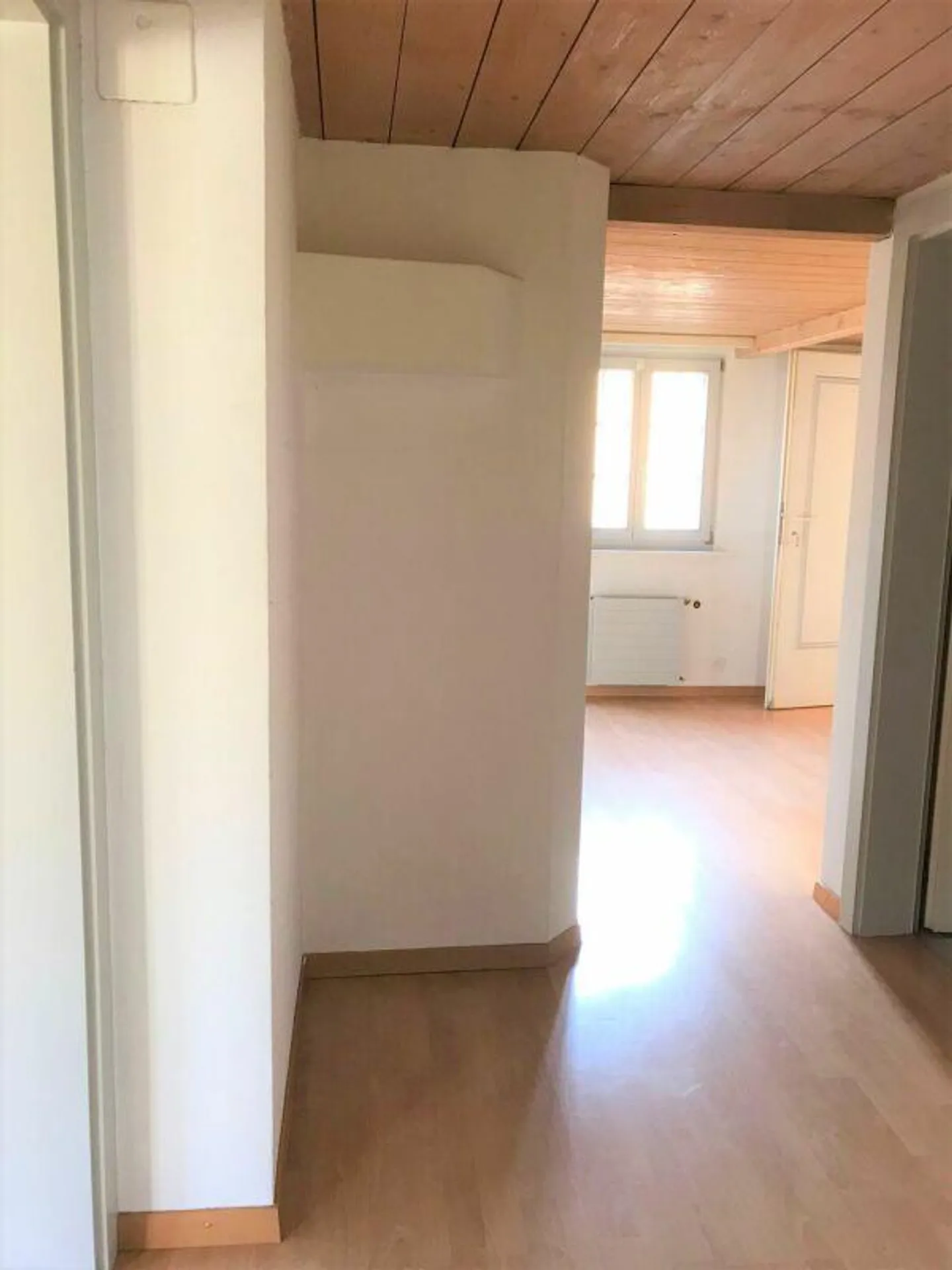 Appartamento accogliente di 2,5 stanze con balcone - Foto 4 di 7