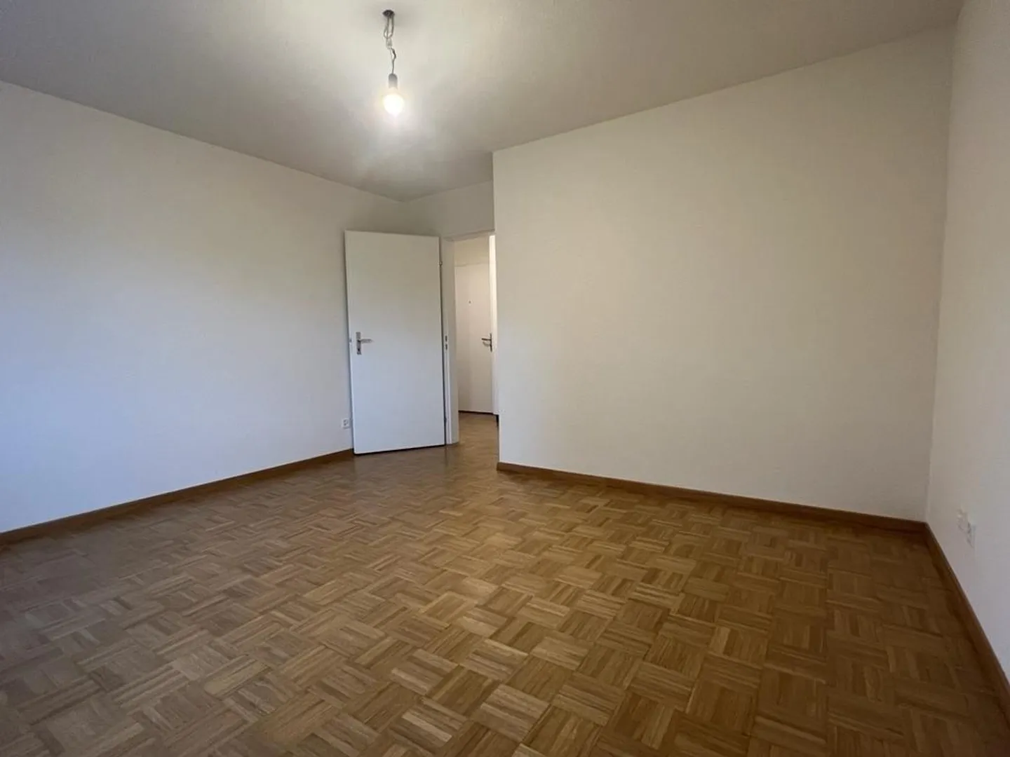Renovierte Wohnung in Zumikon - Foto 6 von 7
