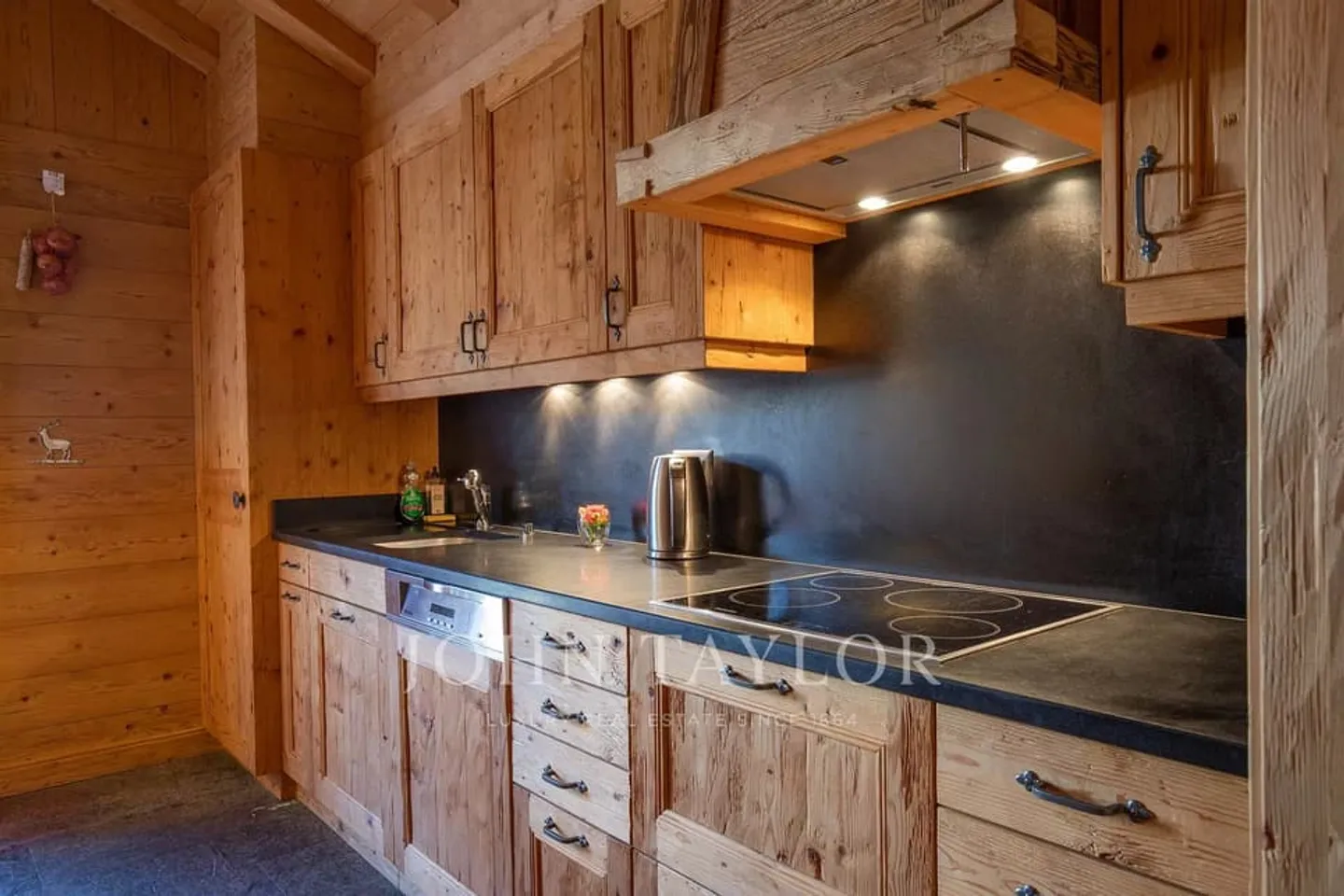 Luxuriöse Penthouse-Wohnung zur Miete pro Woche - Foto 4 von 8