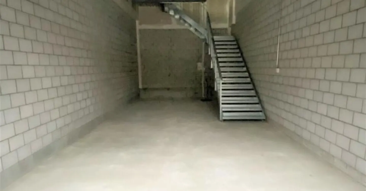 Werkstatt und Bürofläche - Foto 3 von 4