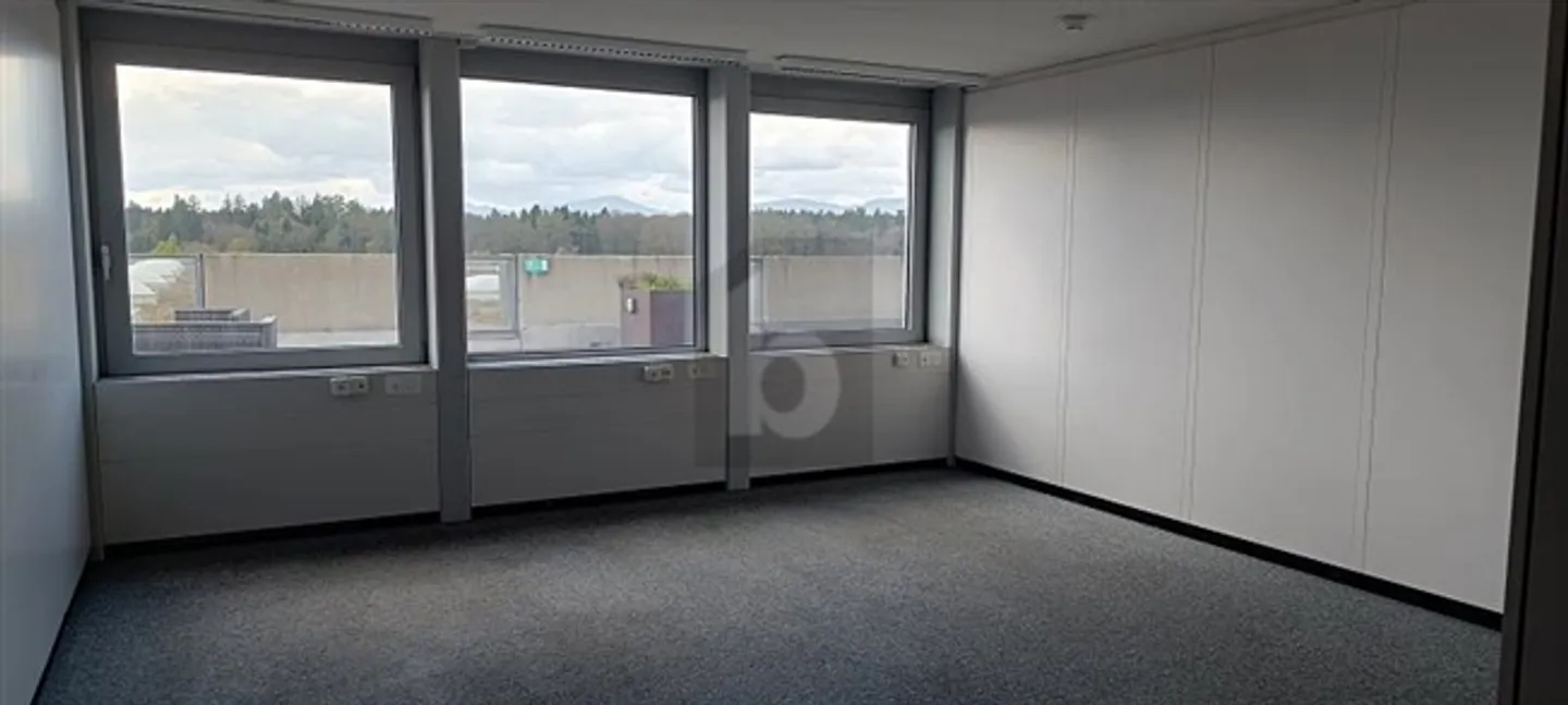 Helles Büro in zentraler Lage - Foto 1 von 2