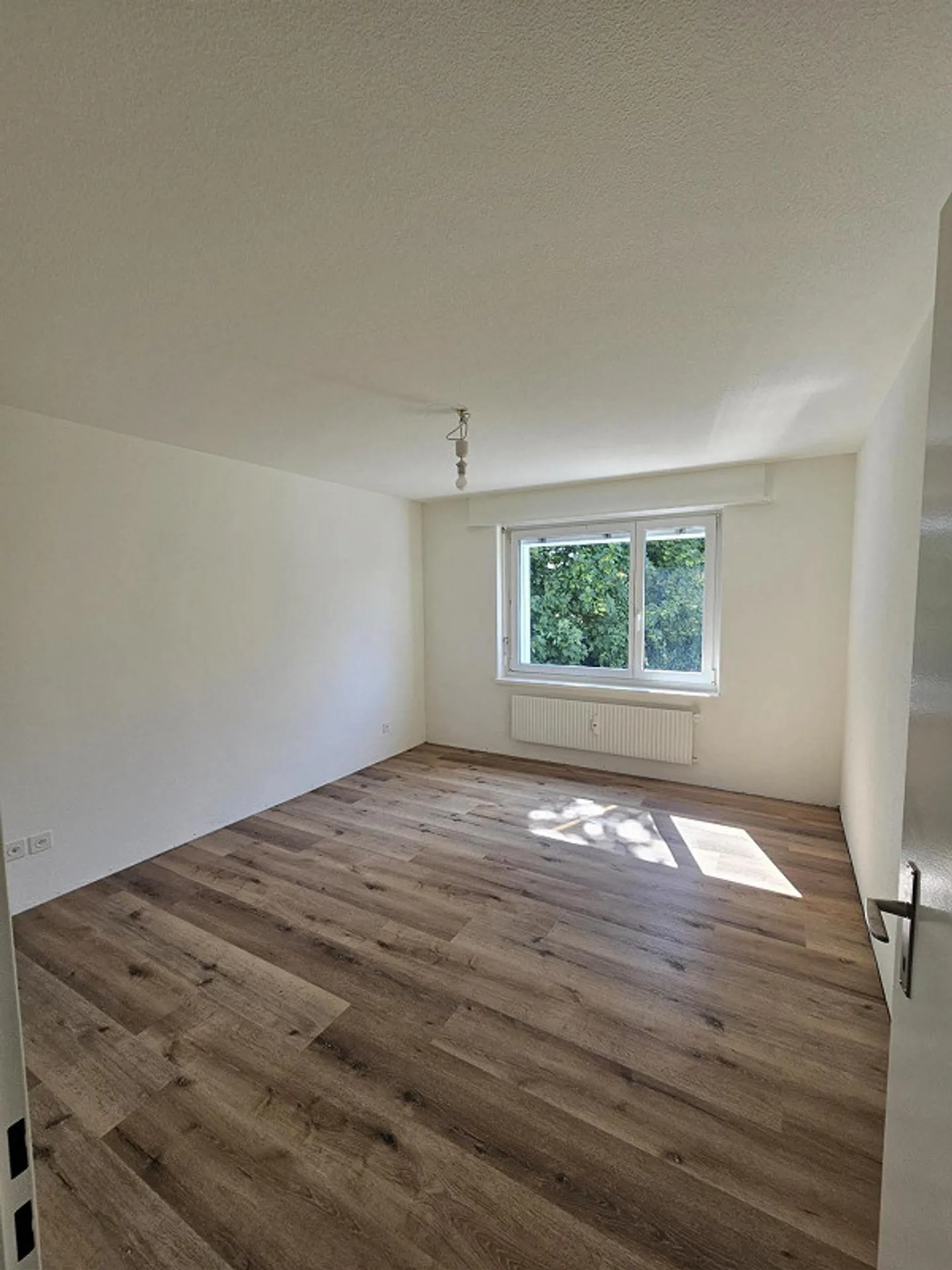 Renovierte Wohnung mit Balkon - Foto 9 von 12