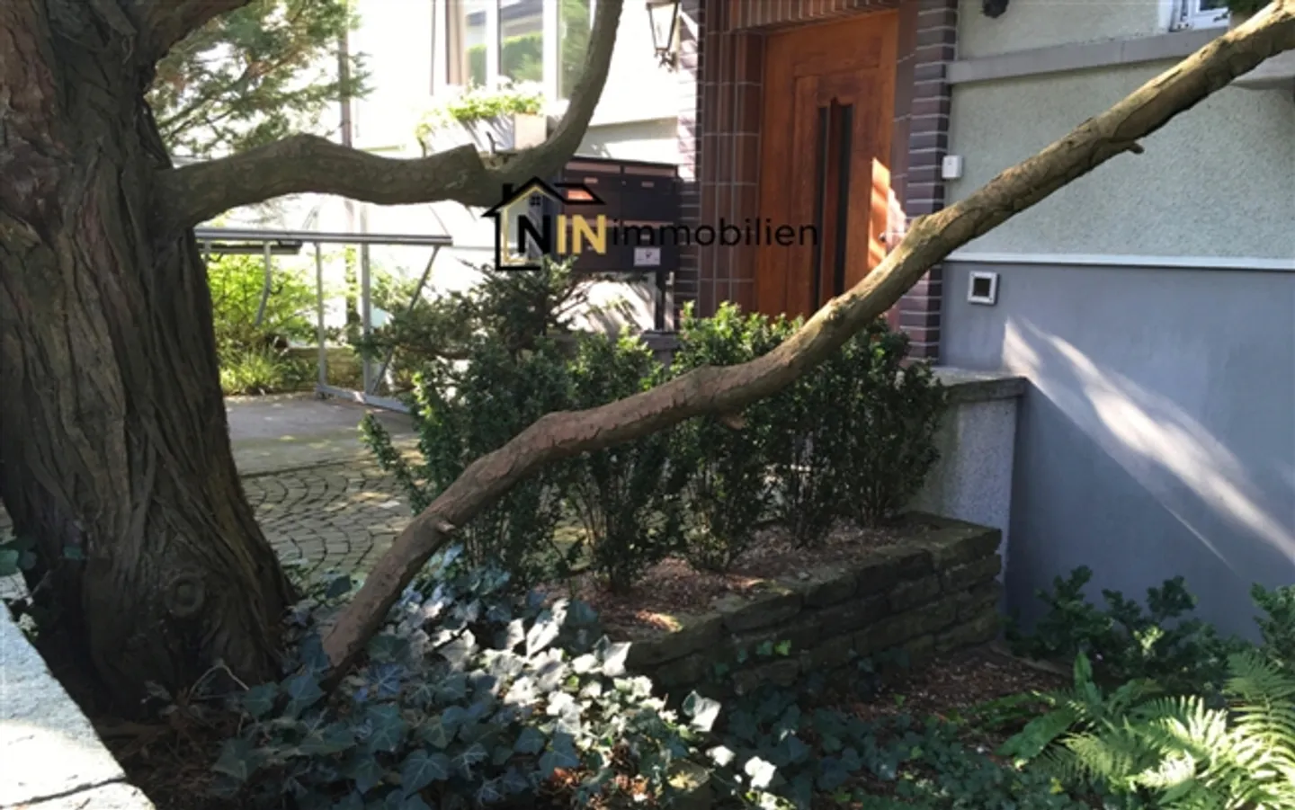 Appartement ancien bien entretenu et calme avec beaucoup de charme ! - Photo 1 sur 6