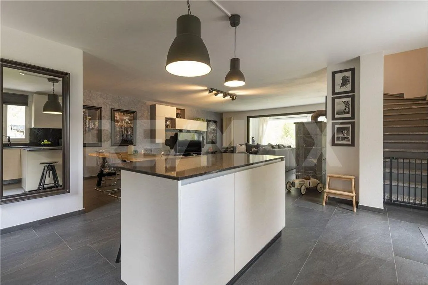 Villa mit Pool - Foto 7 von 13