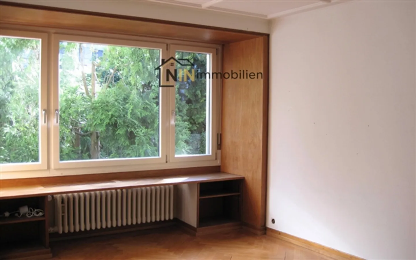 Appartement ancien bien entretenu et calme avec beaucoup de charme ! - Photo 4 sur 6