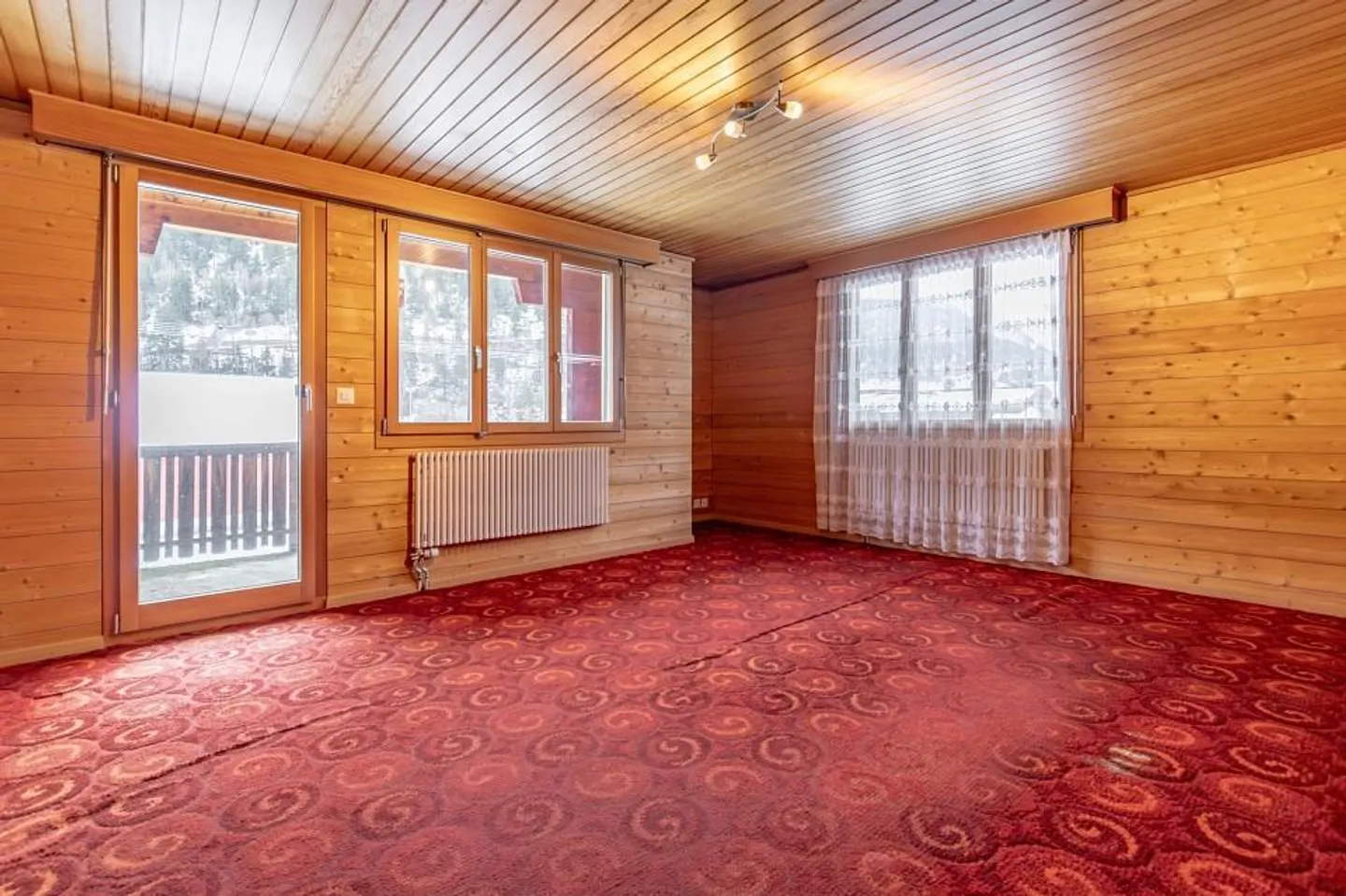 Chalet in Fiesch mit zwei Einheiten - Foto 3 von 13