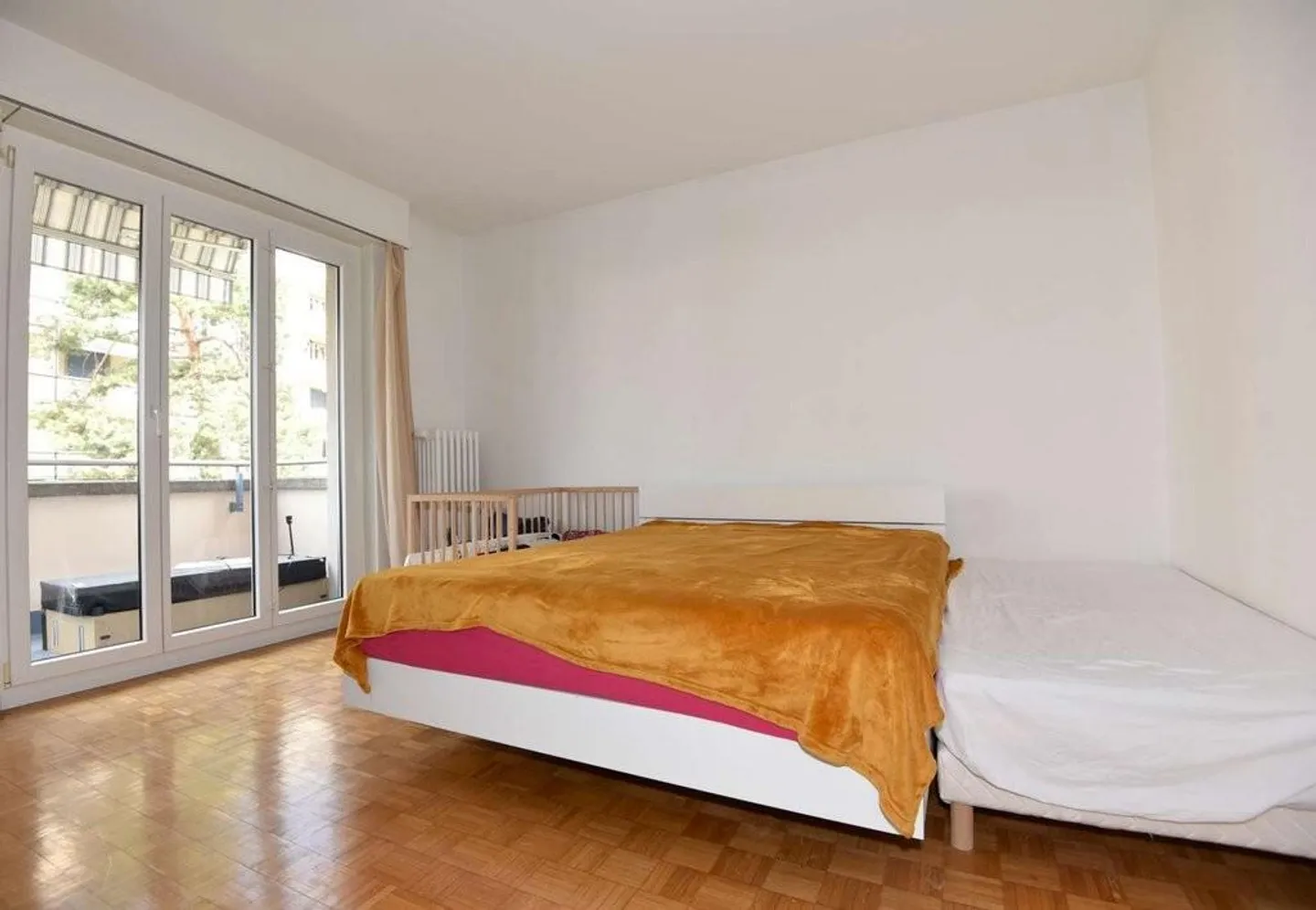 Proche Source, joli appartement de 3.5 pièces avec grand balcon - Foto 4 di 10