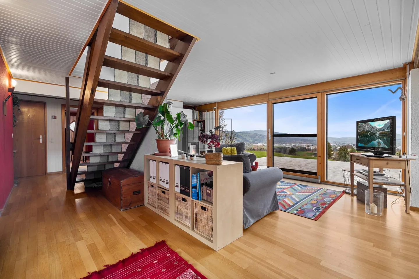 Charming Detached House - Photo 6 of 10