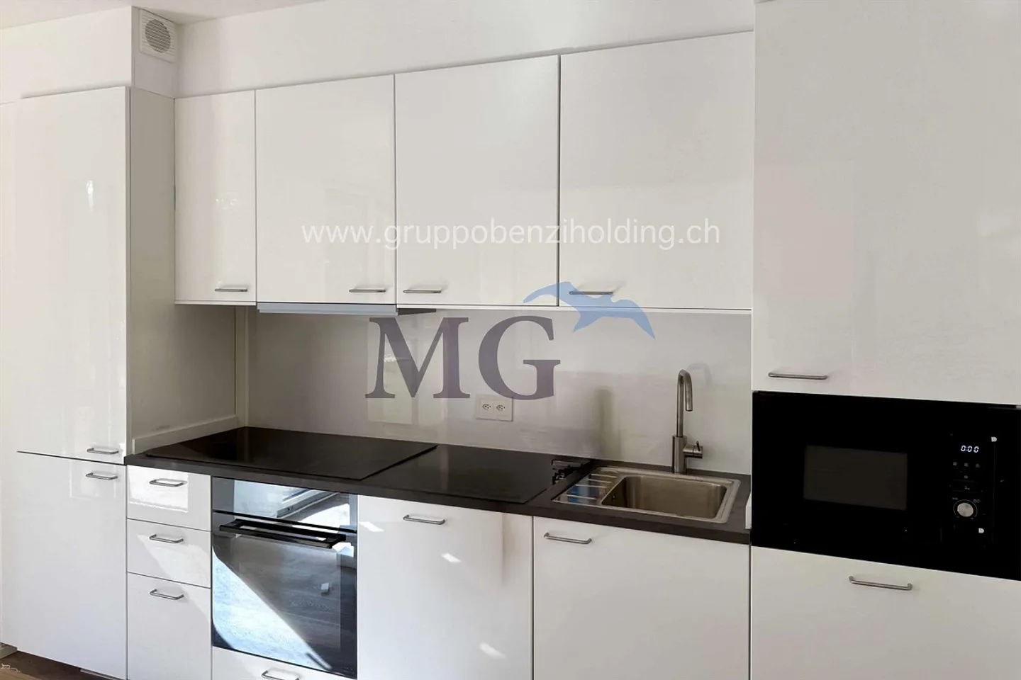 4.5-room apartment in a residential area with private garden - Photo 6 of 21