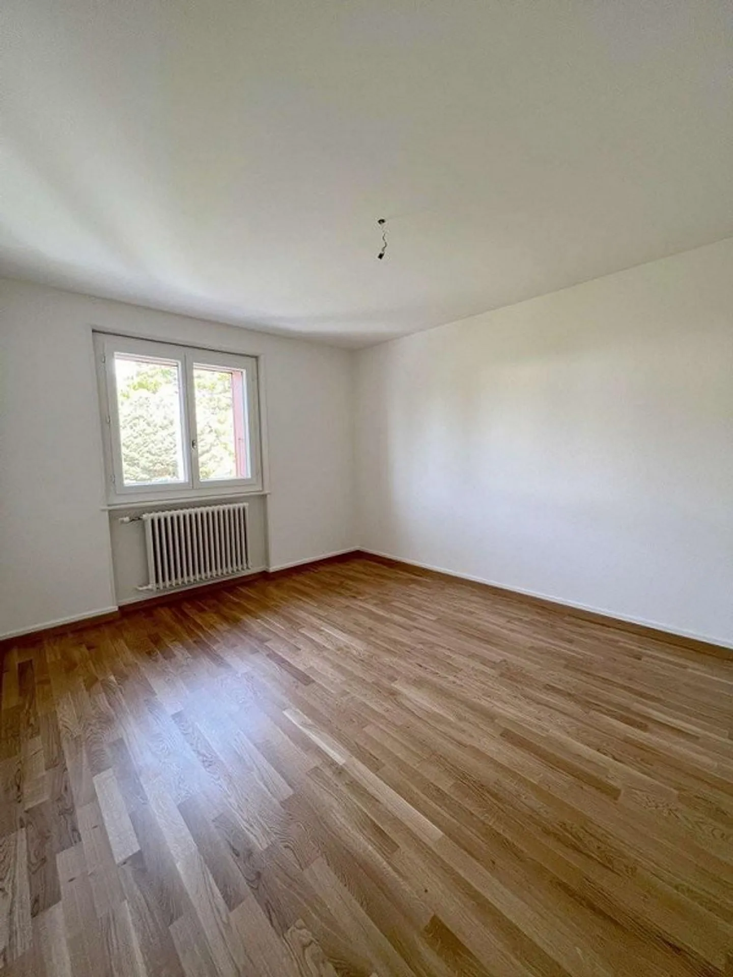 Bell'appartamento con vista sulle montagne in un quartiere tranquillo. - Foto 4 di 8