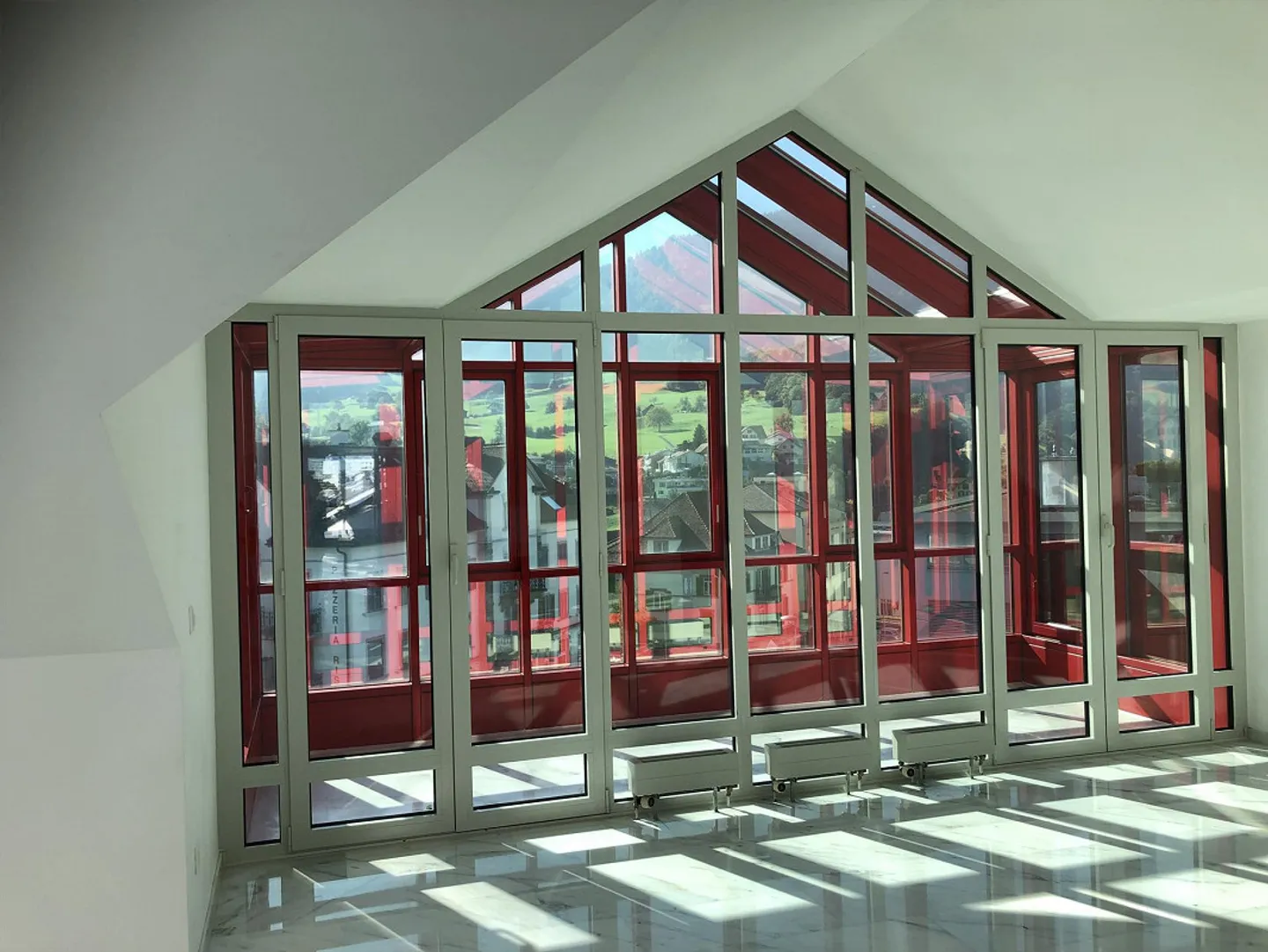 Luxuriöse 6 1/2 Zimmer -Attikawohnung - Foto 3 von 4