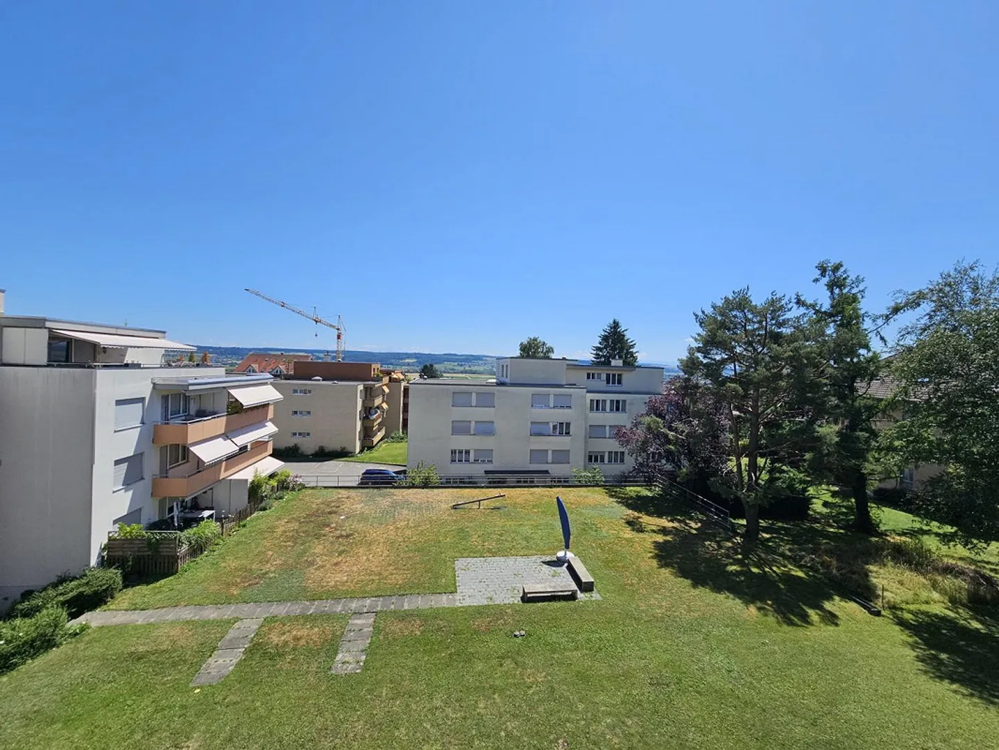 Appartement moderne de 3,5 pièces avec balcon - Photo 1 sur 9