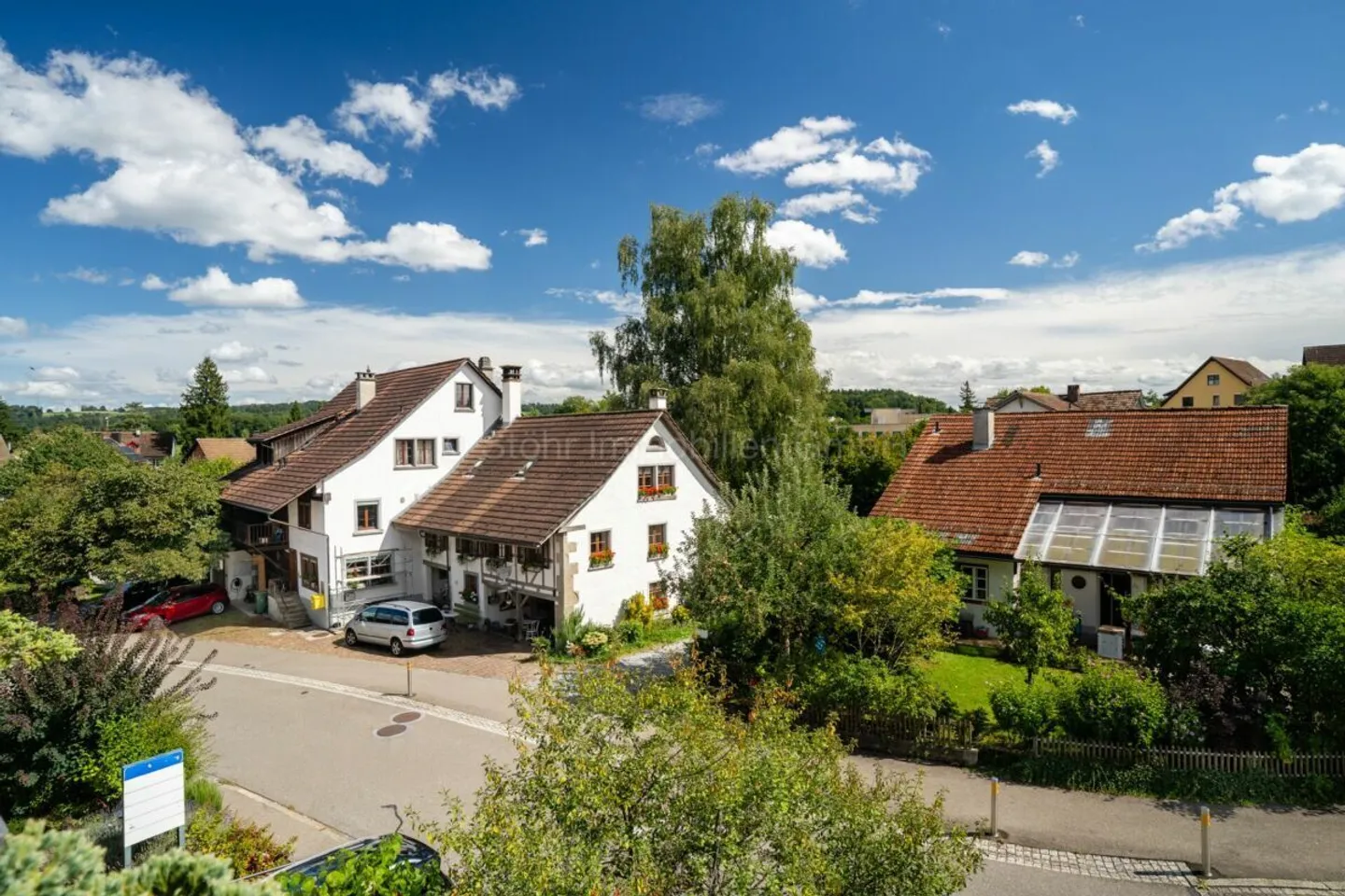 Maison individuelle spacieuse de 6,5 pièces avec un bel environnement - Photo 21 sur 24