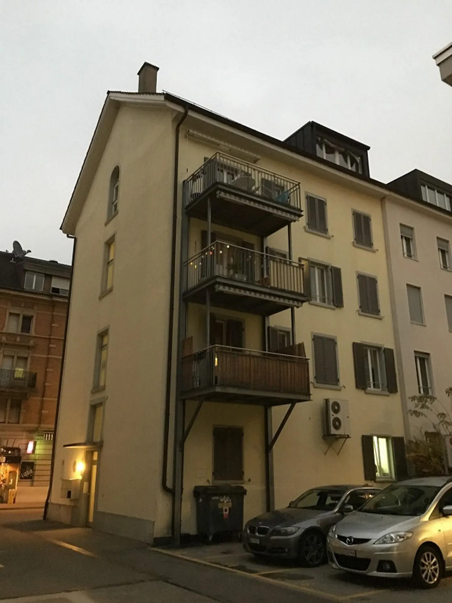 Living in the middle of Zurich - Photo 7 of 7
