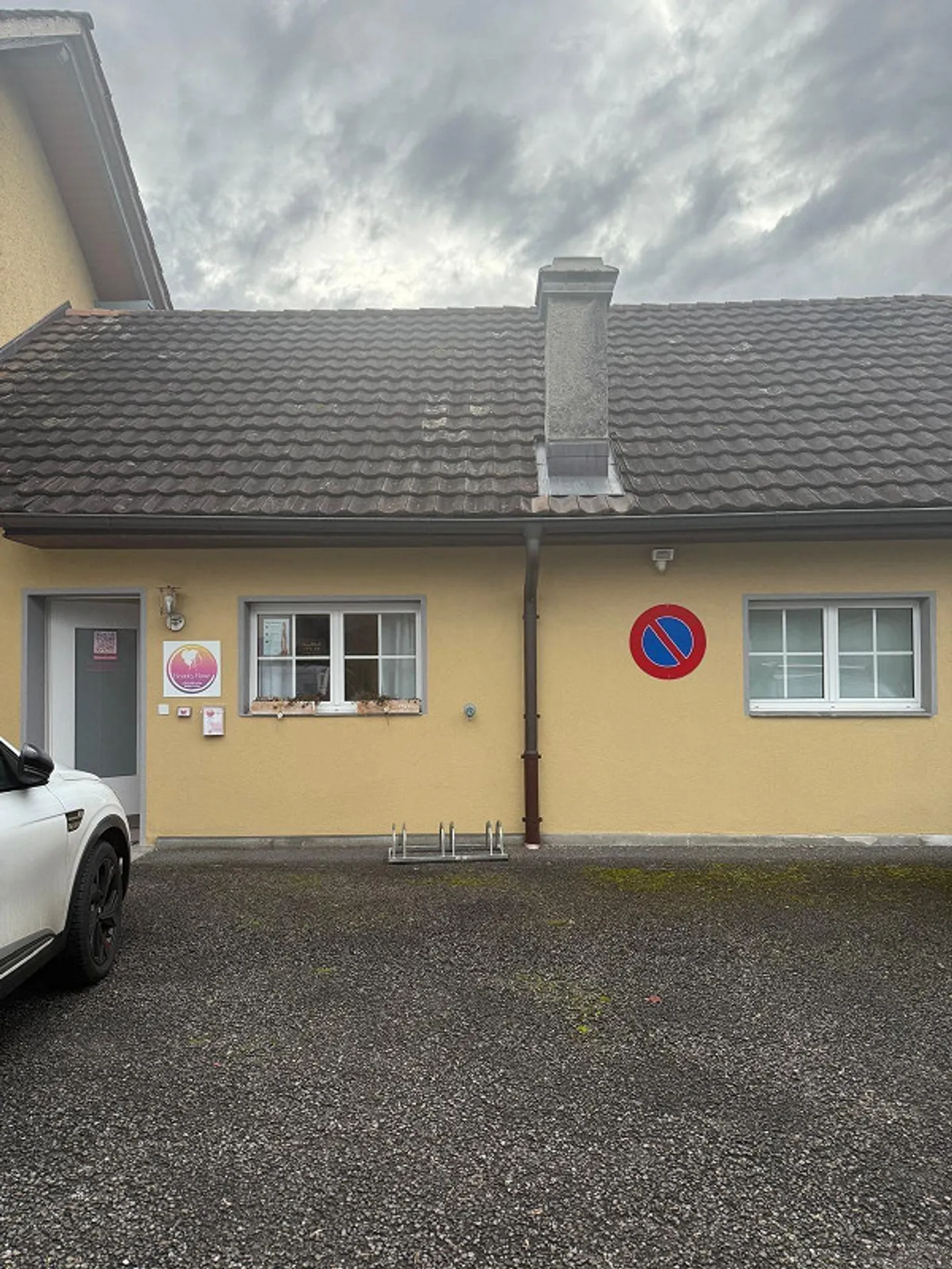 Appartamento di 2,5 stanze in stile loft in stile cottage a Widnau - Foto 2 di 11