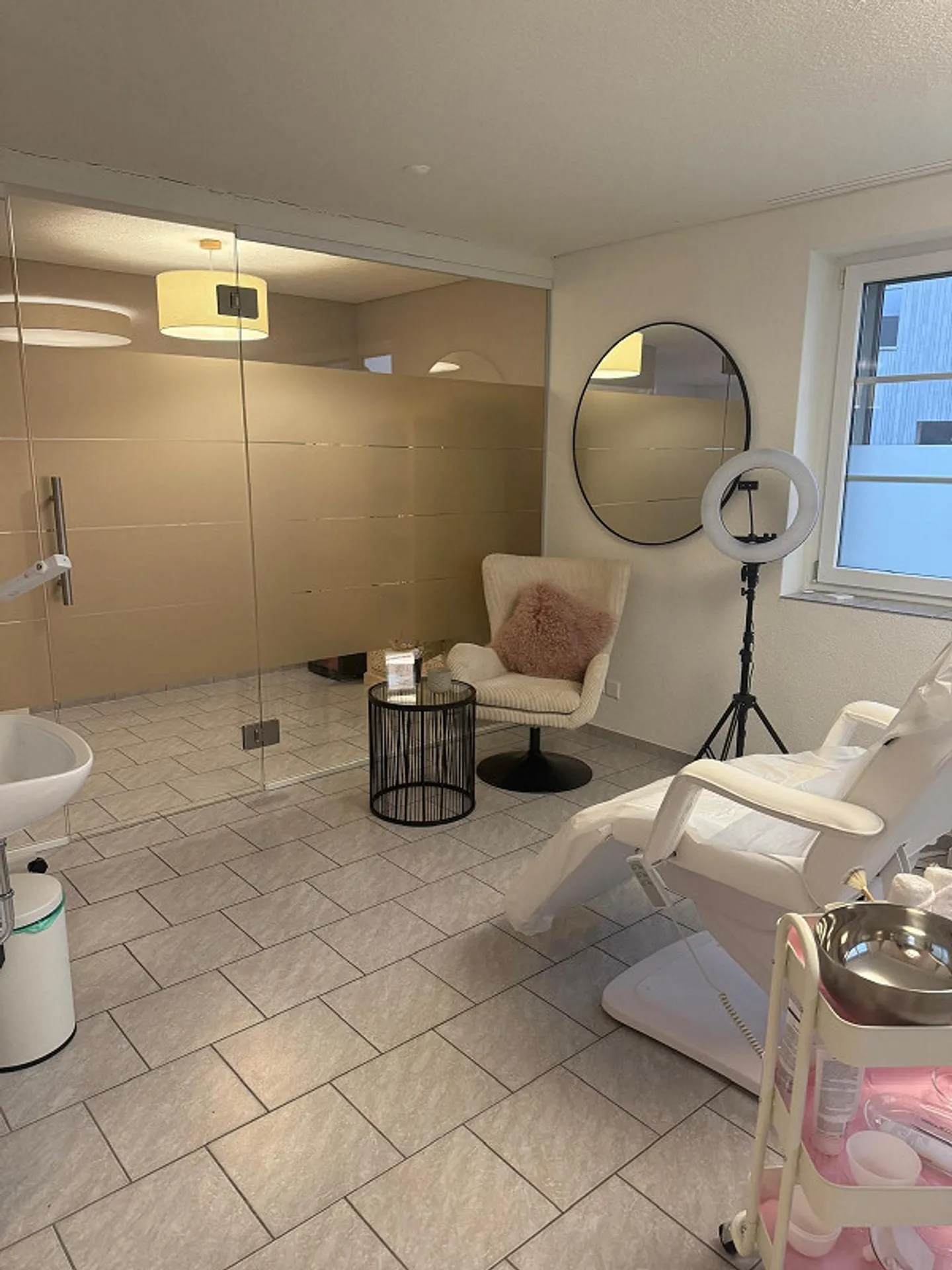 Appartamento di 2,5 stanze in stile loft in stile cottage a Widnau - Foto 6 di 11