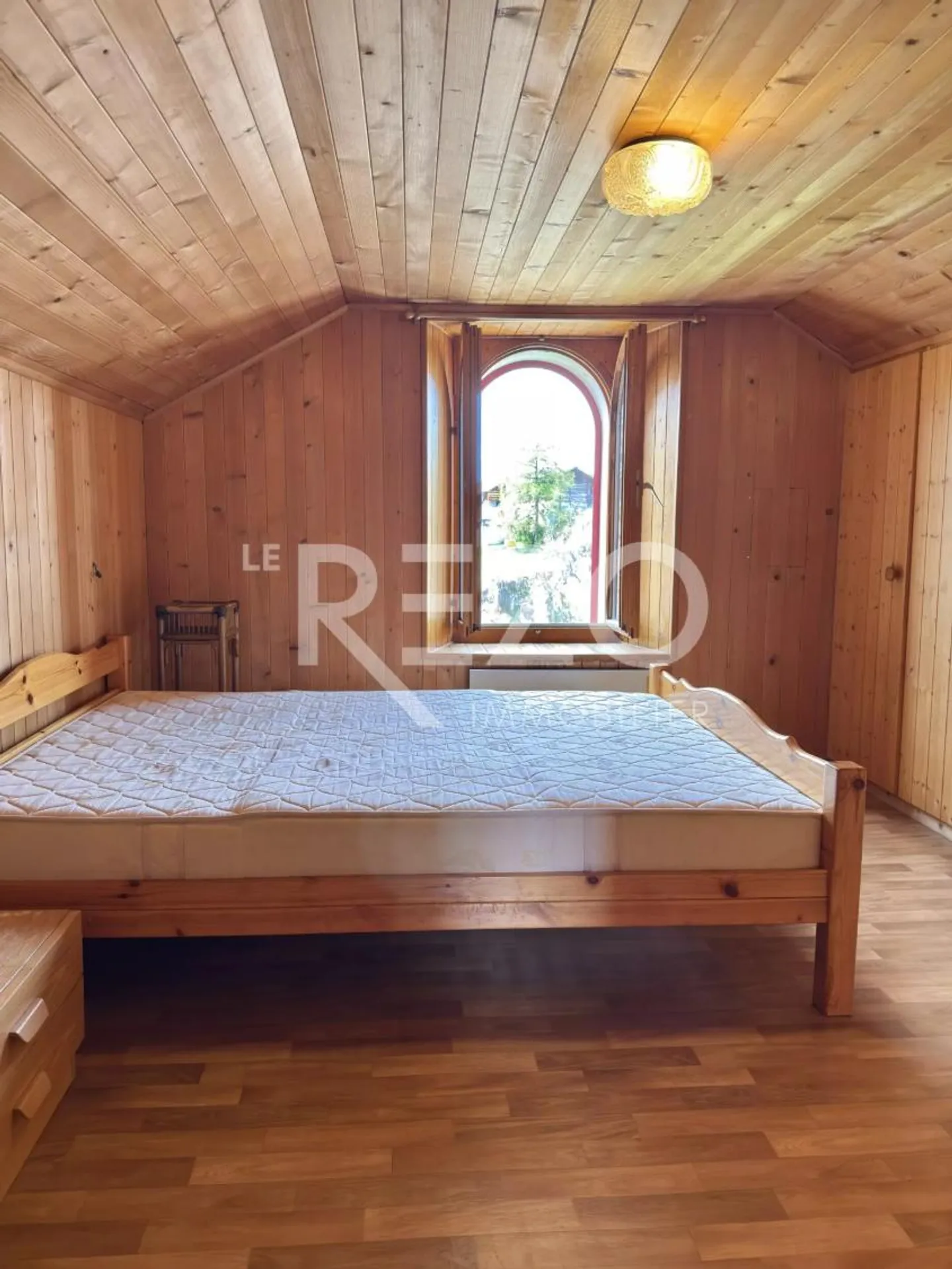 Appartement sous les combles avec 4,5 pièces, garage et jardin, idéal au cœur de Nax, Mont Noble. - Photo 12 sur 13