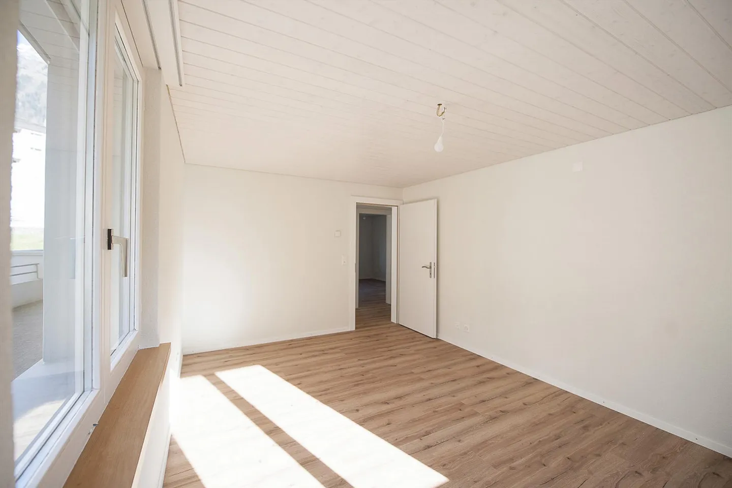 4 1/2 Zimmer Wohnung an ruhiger zentraler Lage - Foto 8 von 18