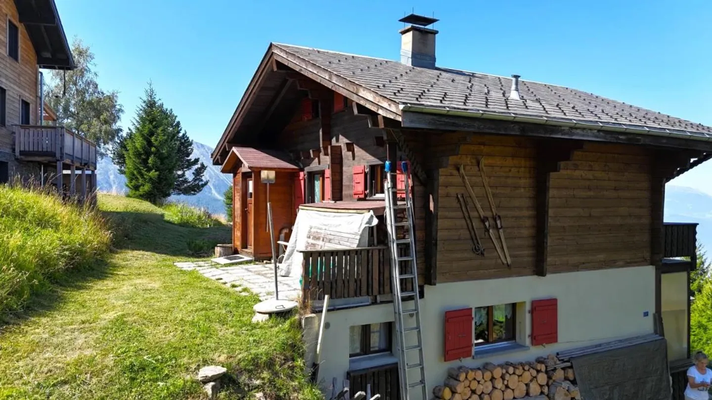 Chalet accogliente con vista panoramica sulle montagne vallesane - Foto 3 di 10