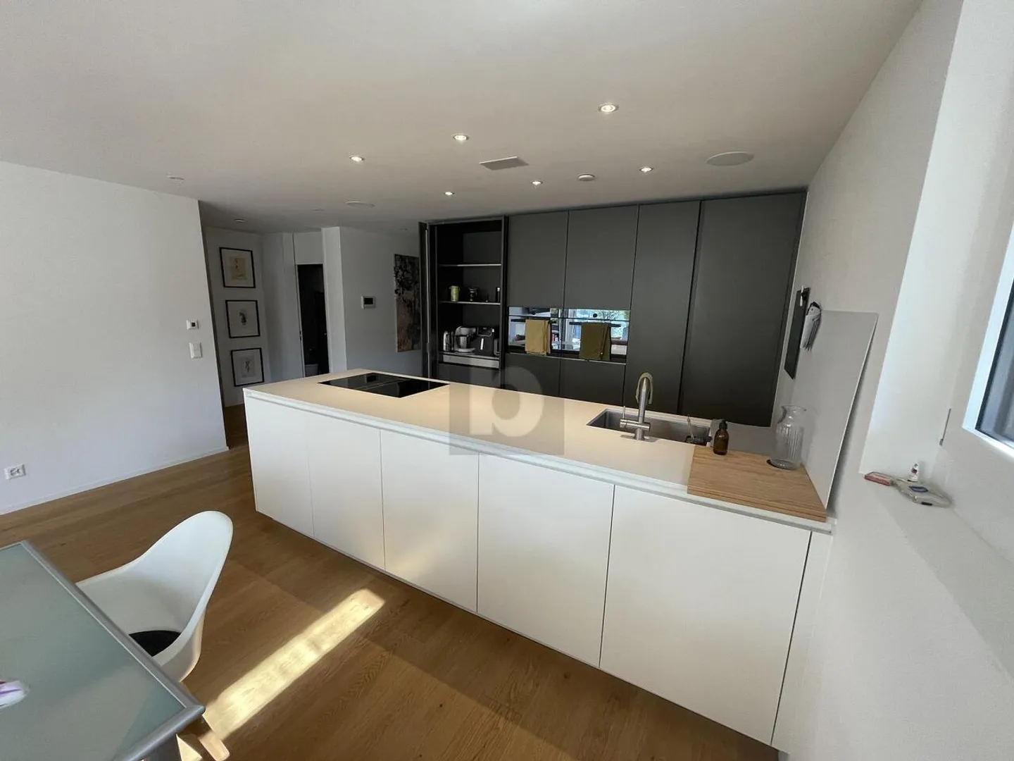 EXCLUSIVE, QUIET AND WITH A LARGE TERRACE - Photo 4 of 6