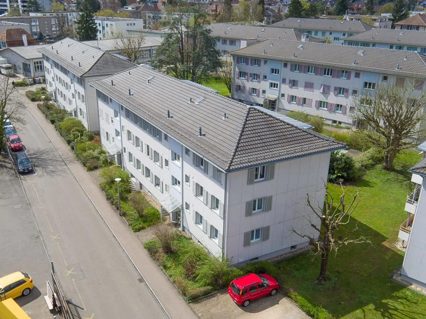 ***3'ZWG**62m2**oberster Stock**grosser Balkon*** - Photo 1 sur 6