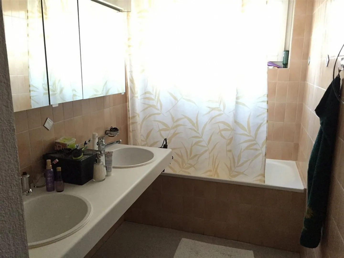 Bel appartement avec grand balcon - Photo 4 sur 5