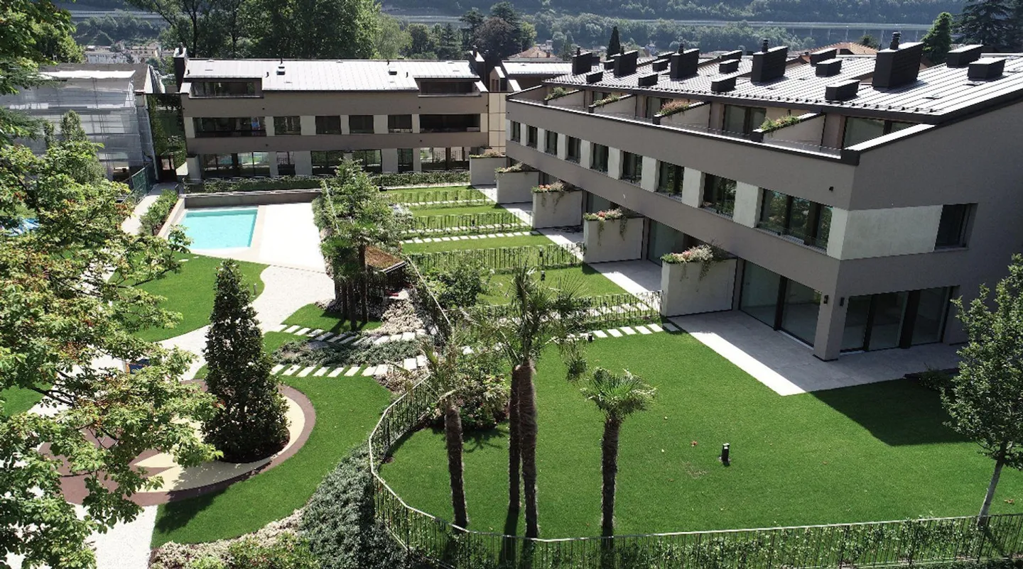NUOVA CASA DI 6.5 LOCALI SUL LAGO | FULLY FURNISHED 6.5-ROOM HOUSE ... - Foto 1 di 10