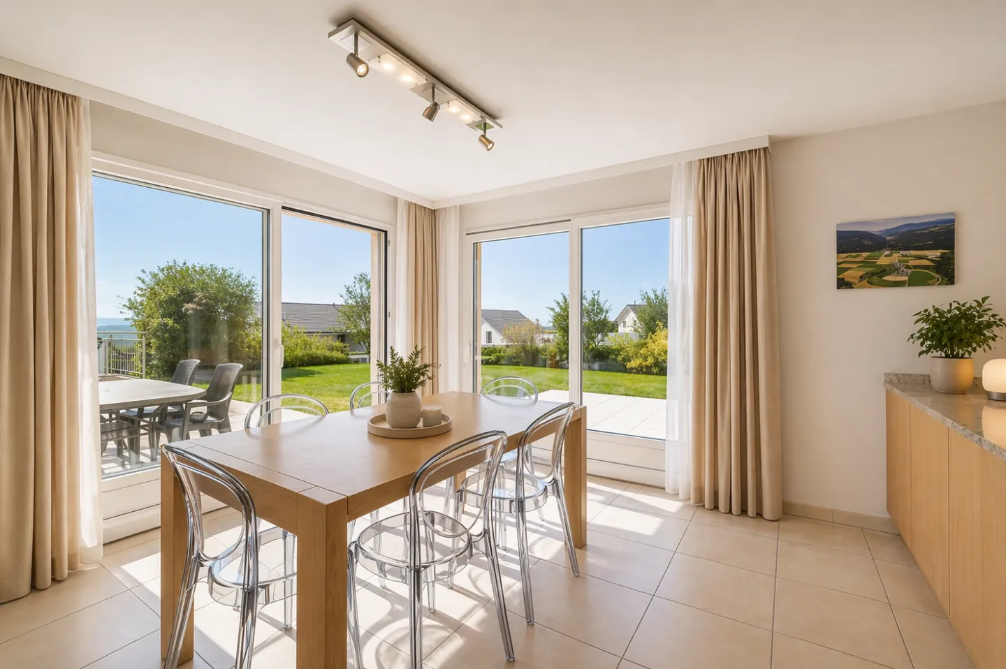 Villa 6,5 Zimmer - Foto 2 von 3