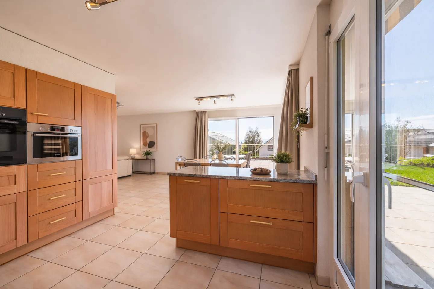 Villa 6,5 Zimmer - Foto 3 von 3