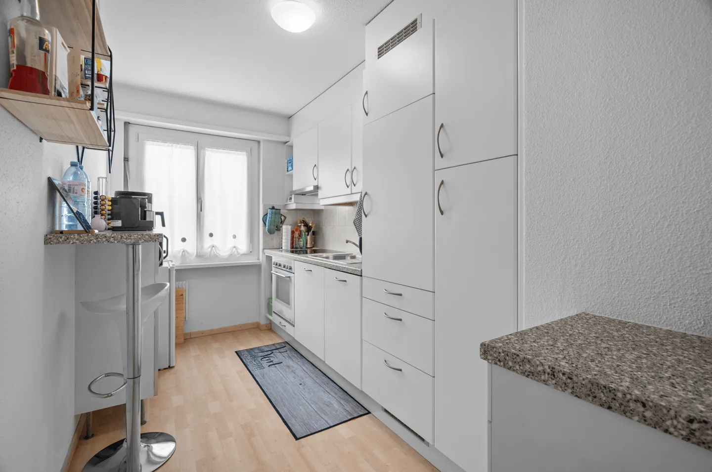 Stilvolles Apartment in Adliswil - Foto 3 von 8