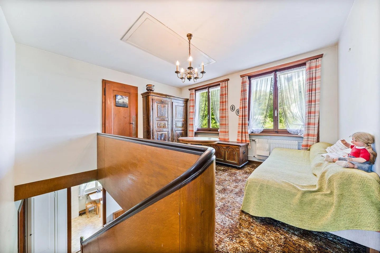 AgentSelly - Charming Single-Family Home in a Quiet Location - Photo 6 of 11