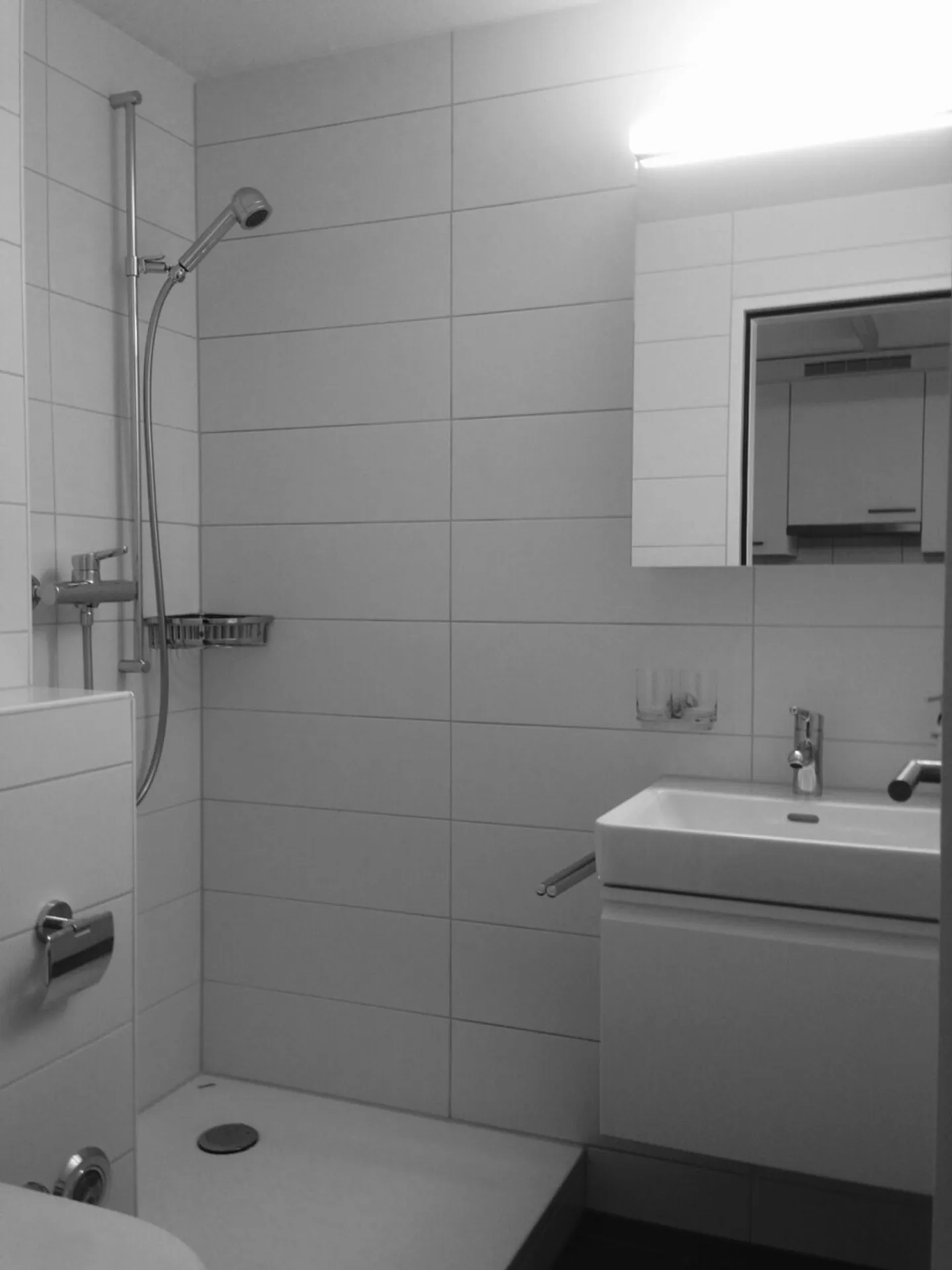 Appartement moderne et central de 1 pièce - Photo 4 sur 7