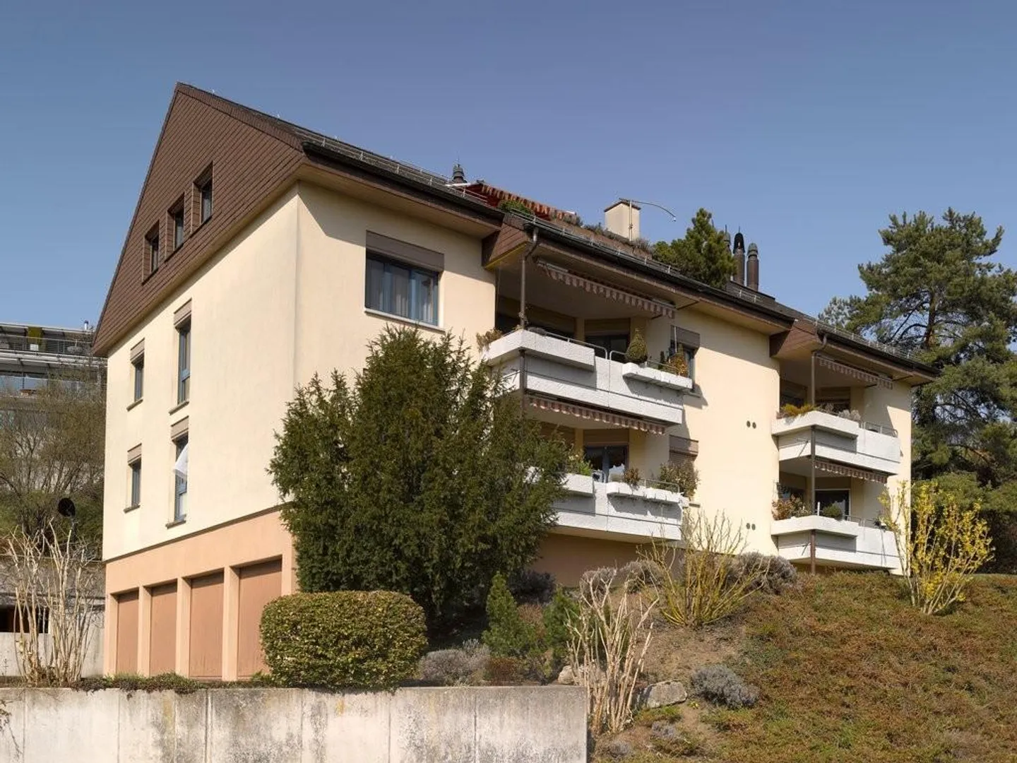 MIETEN OHNE KAUTION - Grosszügige Wohnung mit Blick auf den Zürichsee - Foto 1 von 5