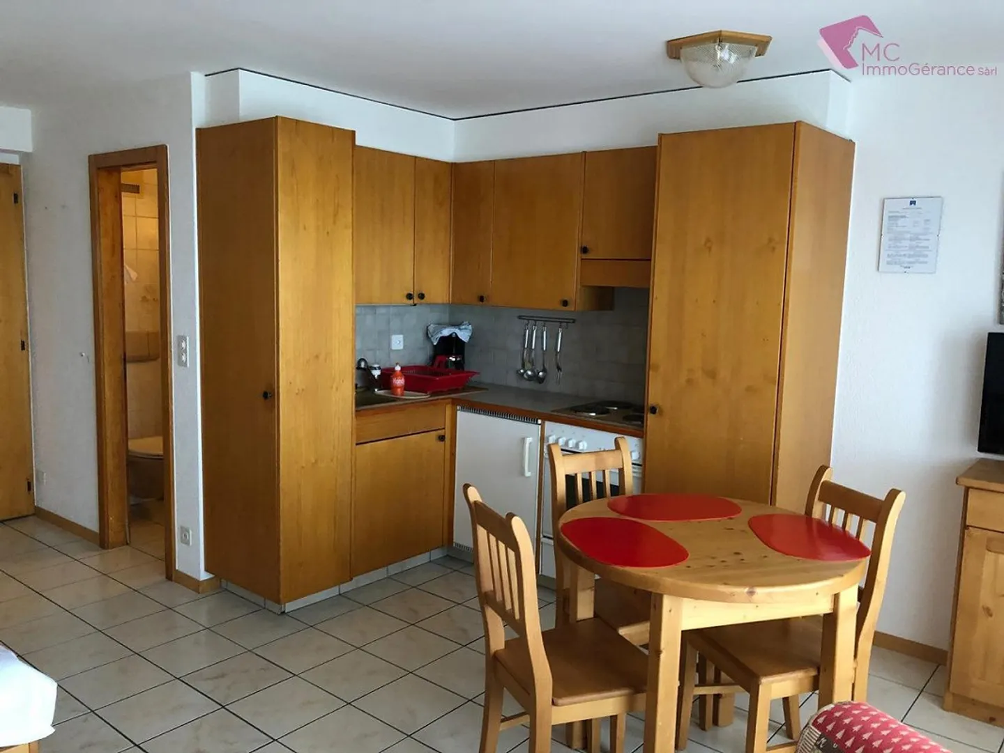 Ovronnaz - Charming south-facing studio located in the Mayen Blanc area - Photo 2 of 10
