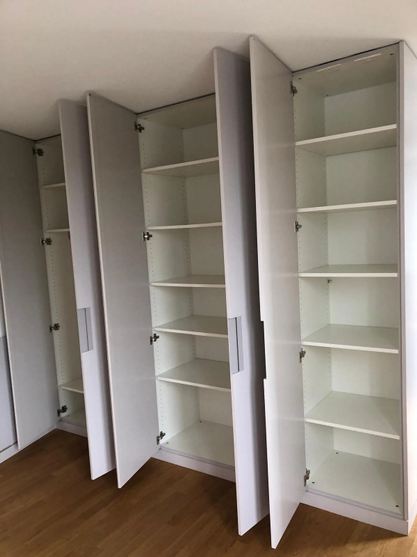 Sous-locataire Studio 35 m2 super emplacement Lucerne - Photo 3 sur 3