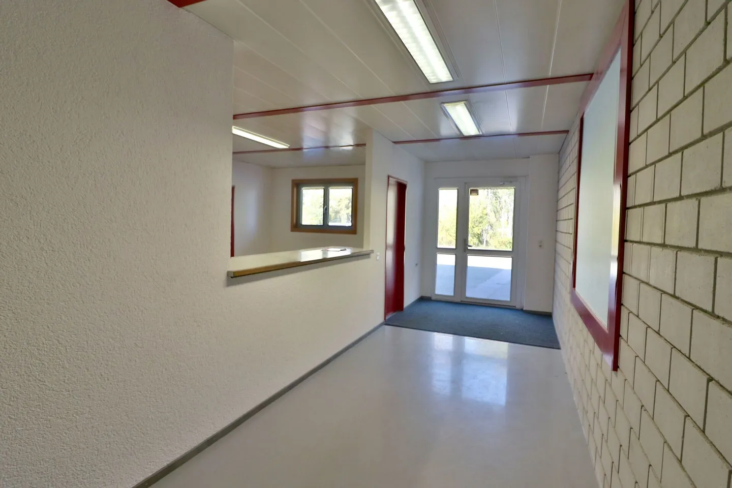 Riddes - Bureaux commerciaux 150 m2 au rez - Photo 8 sur 13