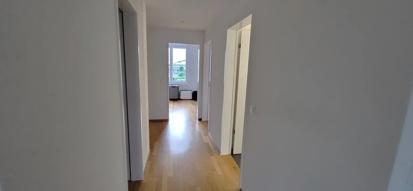 Moderne Wohnung mit Balkon - Foto 4 von 7