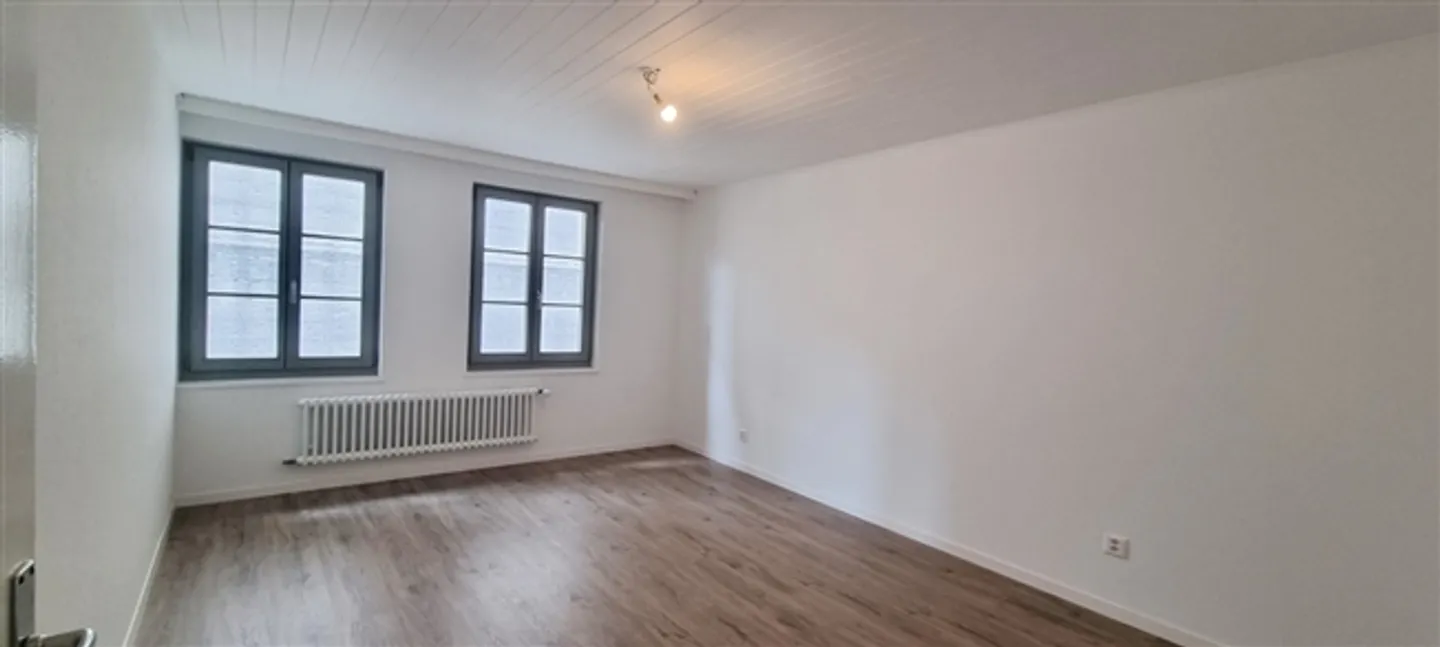 «ZU VERMIETEN IN ESTAVAYER-LE-LAC
Hervorragendes 4,5-Zimmer-Duplex» - Foto 5 von 13