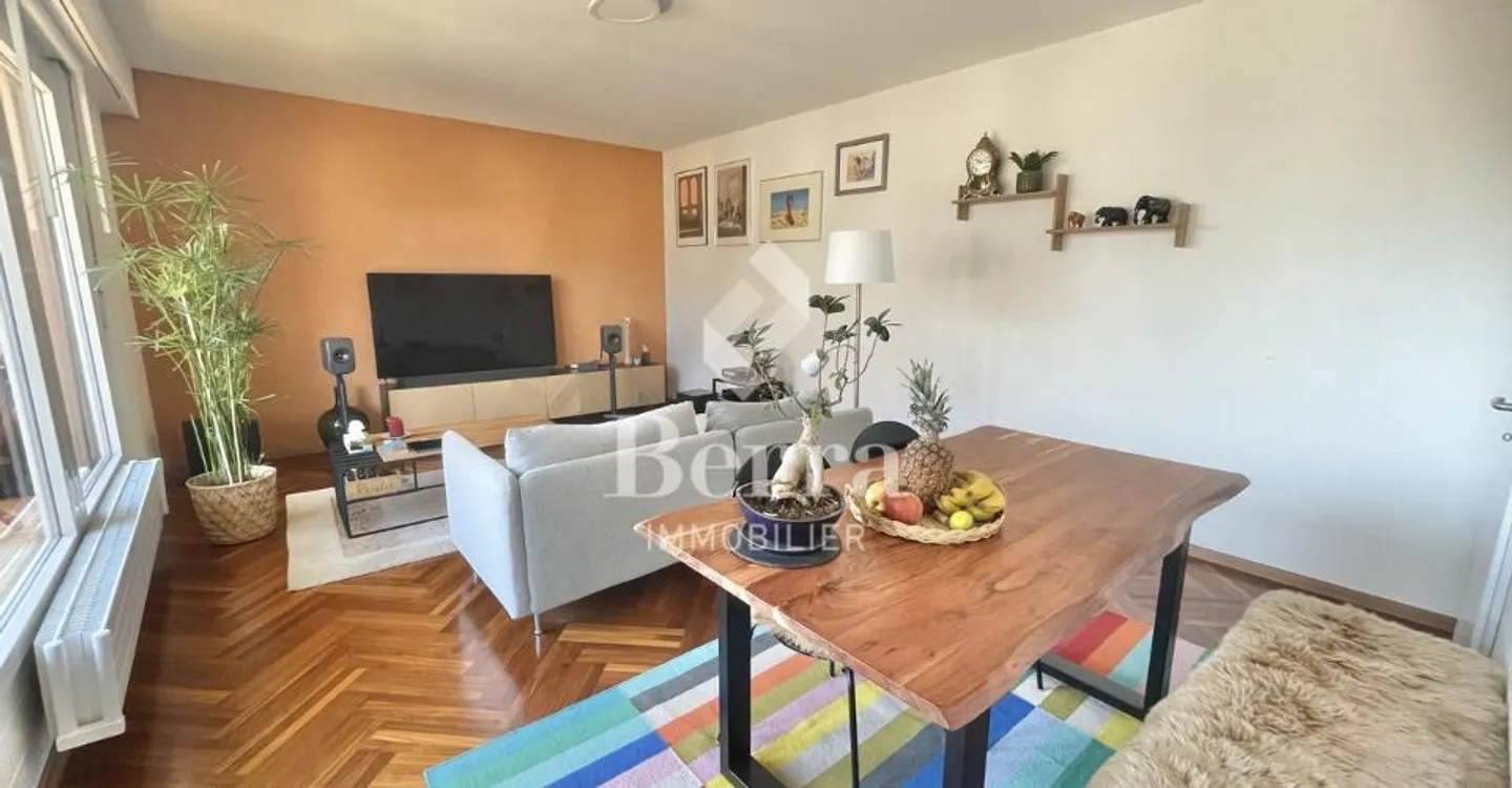 Incantevole casa 4.5 locali - Foto 3 di 11