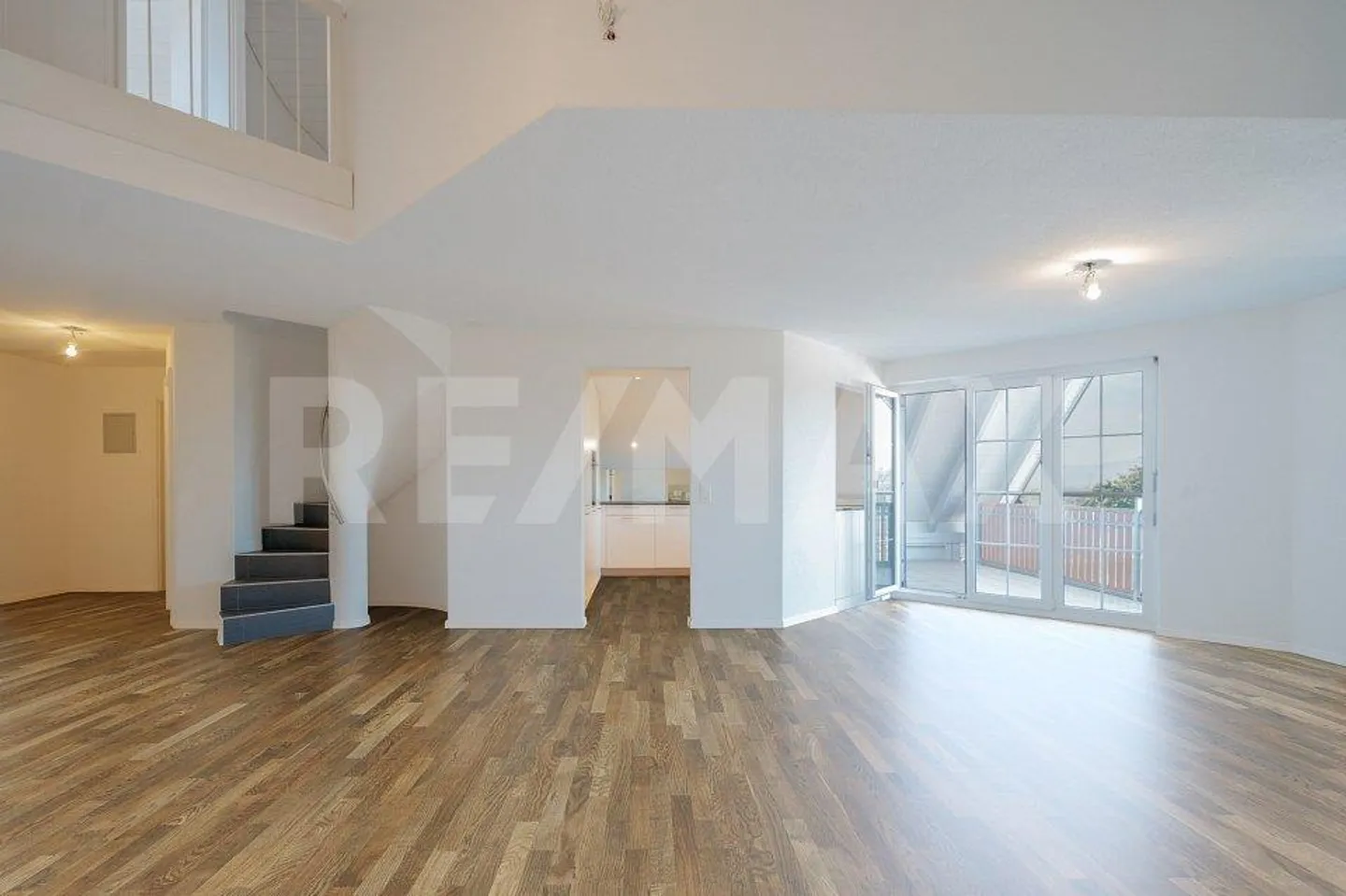 Charmante Duplexwohnung in Unterlunkhofen - Foto 1 von 13