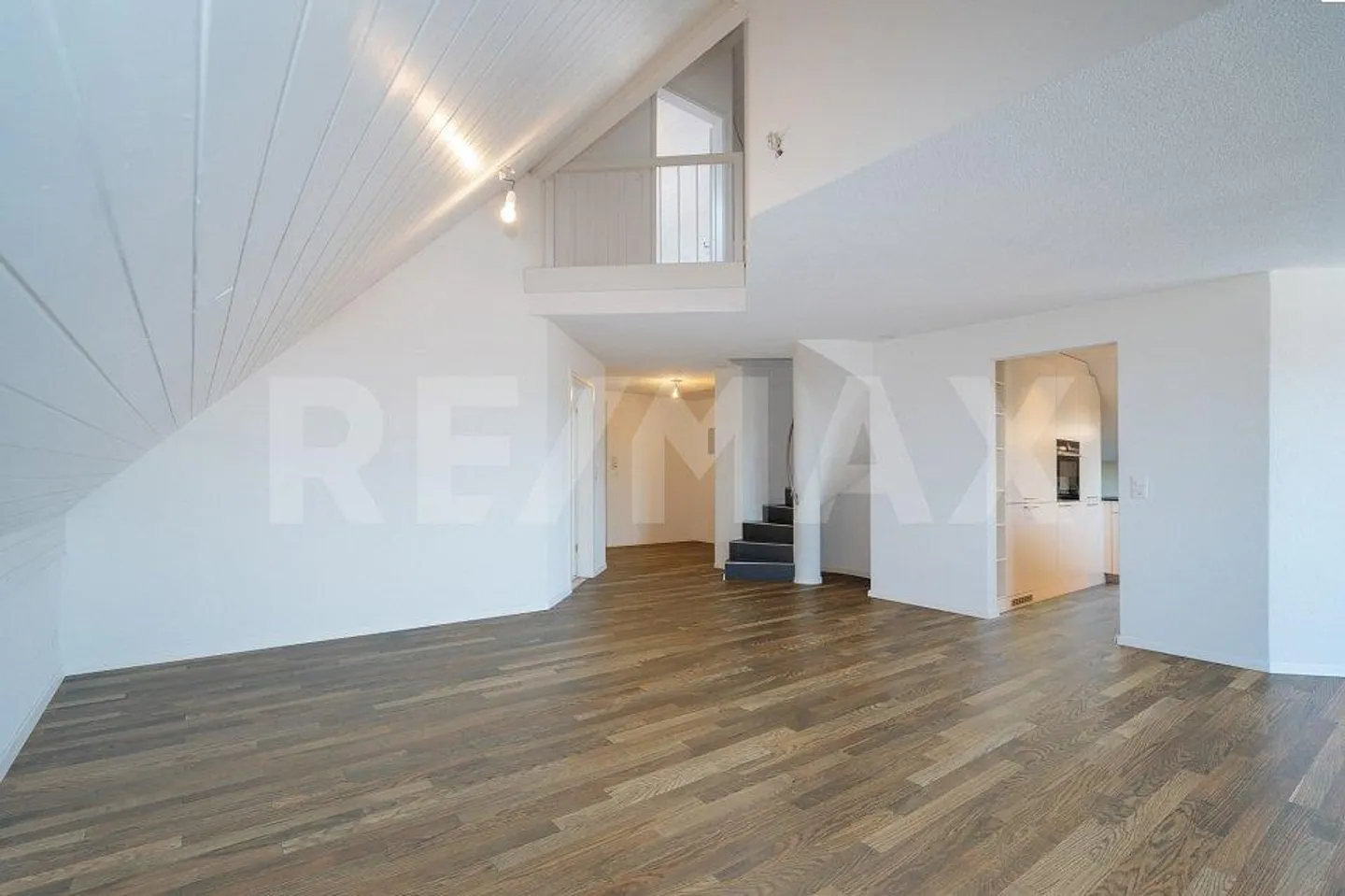 Charmante Duplexwohnung in Unterlunkhofen - Foto 3 von 13