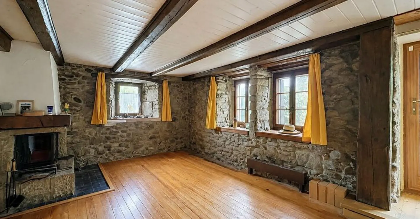 Rare opportunity in Villars-Mendraz, a property to reinvent - Photo 7 of 8